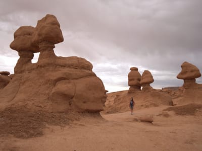 Goblin Valley State Park: Morning meeting with the aliens