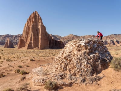 Cathedral Valley: Lolo climbing Glass Mountain