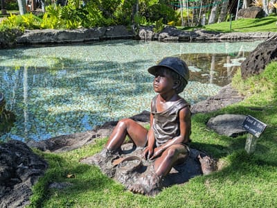 North Shore - The Cliffs at Princeville: One of the 200 bronze statues