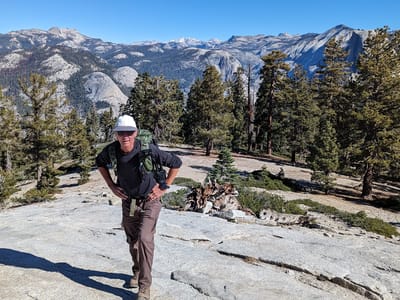 Yosemite Valley: Climbing up Sentinel Dome