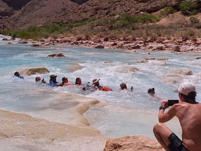 Day 4 - Nankoweap Canyon (Mile 53) to Carbon Canyon (Mile 65): LCR Conga Line