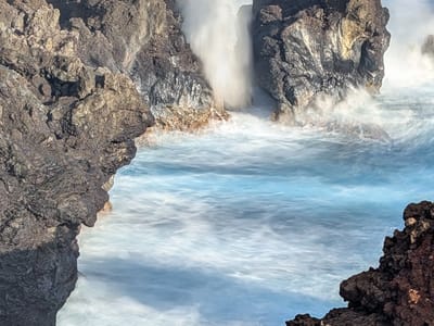 Hana: Waianapanapa State Park - Kipapa O Kihapiilani Trail