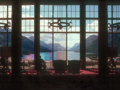 Waterton-Glacier National Park: Lobby view inside Prince of Wales Hotel