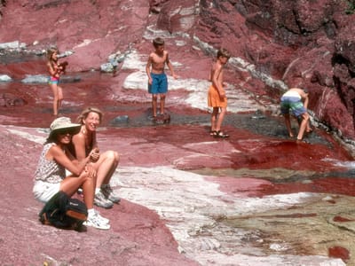 Waterton-Glacier National Park: Ladies and Kids in Red Canyon