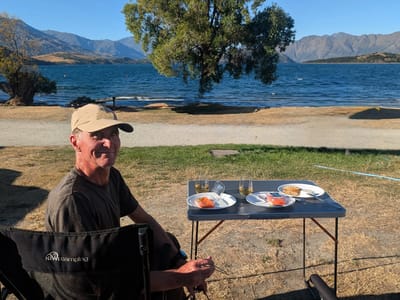 Wanaka: Dinner at our campsite