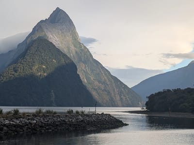Milford Sound: Good morning Mitre Peak