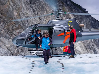 Fox Glacier: Helicopter 1, Passenger 1