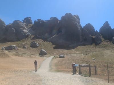 Arthur's Pass and Castle Hill: Approaching Castle Hill Rocks