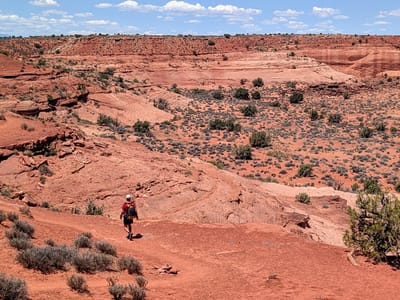 Hole-in-the-Rock Road: On the way to Peekaboo Slot Canyon