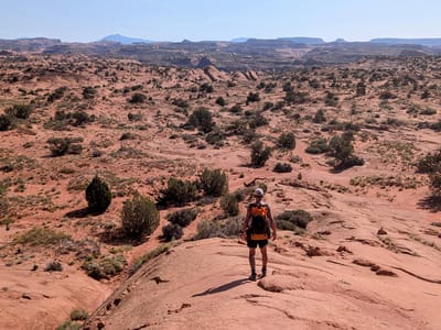 Hole-in-the-Rock Road: Setting off on the Golden Cathedral Trail