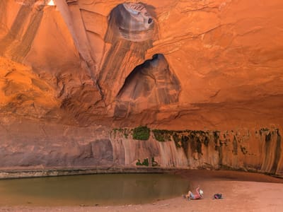 Hole-in-the-Rock Road: Entering the Grand Cathedral