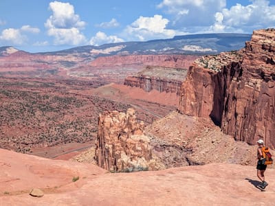 Capitol Reef National Park: Rim Overlook