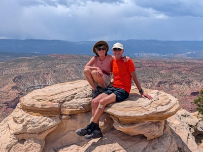 Capitol Reef National Park: Atop the Navajo Knobs