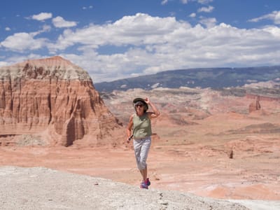Cathedral Valley: Climbing up to the Lower Cathedral Valley Overlook