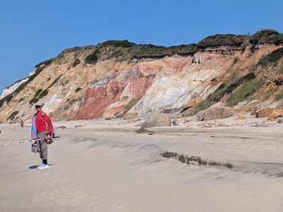 Aquinnah: Strolling Moshup Beach