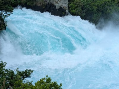 Taupo Volcanic Zone - Wairakei Thermal Valley: Huka Falls