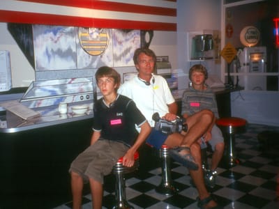 Oklahoma Route 66 Museum: Route 66 Tourists