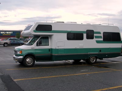 Wal-Mart - Augusta: Lazy Daze parking in Wal-Mart