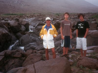 Gros Morne National Park (Trout River): Herb and Boys on Tablelands hike