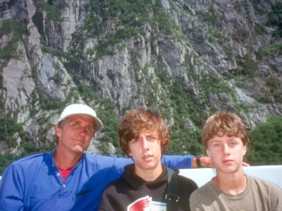 Gros Morne National Park (Shallow Bay): Herb and boys on boat cruise