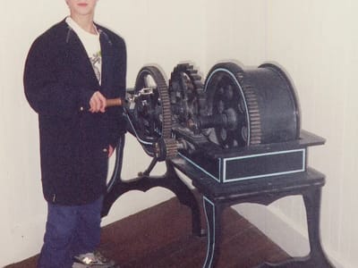 Chesapeake Bay Maritime Museum: Tommy as lighthouse keeper