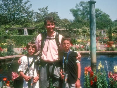 Huntington Beach State Park / Brookgreen Gardens: Herb and boys at Brookgreen Gardens