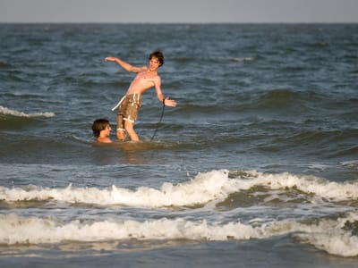 Hunting Island State Park: Boys goofing on boogie board