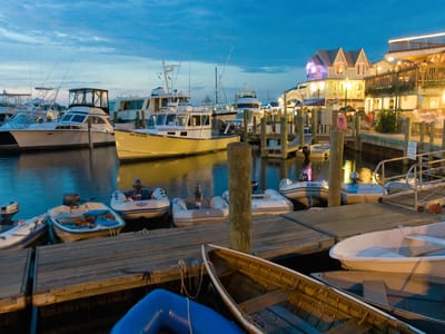 Oak Bluffs: Oak Bluffs Marina