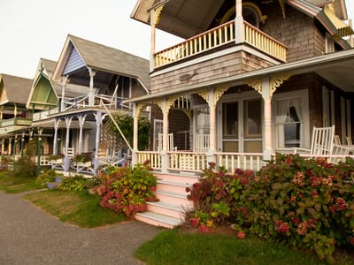Oak Bluffs: Circuit Ave Cottages