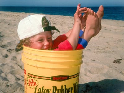 Chappaquiddick: Tommy inside Bait Bucket