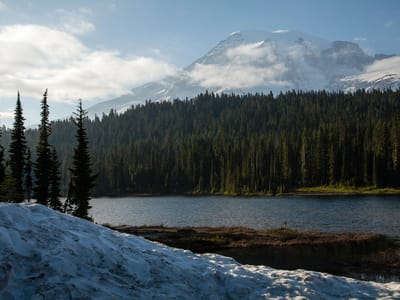Mount Rainier National Park: Mount Rainier from Wonderland Trail near Reflection Lakes