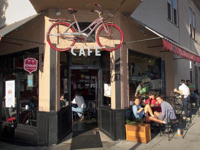 San Francisco North / Petaluma KOA and Side Trips to San Francisco: Beers at the Velo Rouge Cafe
