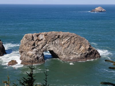 Sunset Bay State Park: Arch Rock