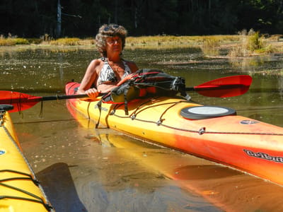 Sunset Bay State Park: Lolo in her Kayak at the South Slough National Estuary
