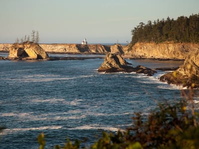 Sunset Bay State Park: Cape Arago Lighthouse