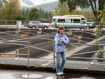 Columbia Hills State Park: Rainy Day at the Fish Hatchery