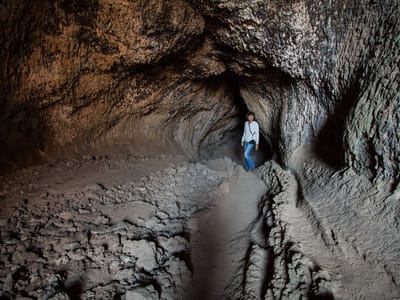 Lava Beds National Monument: Lolo at Entrance of Cave
