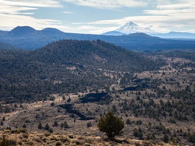 Lava Beds National Monument: View from Schonchin Butte