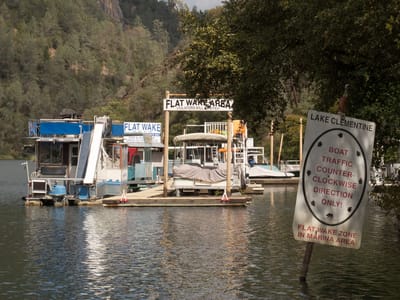 Auburn: Lake Clementine Marina