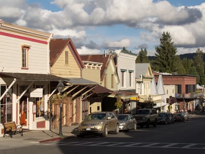Auburn: Broad Street Nevada City