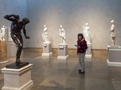 Getty Museums: Lolo with Getty Center Roman Statues