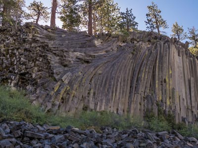 Eastern Sierra (South of  Mono Lake): Devils Postpiles