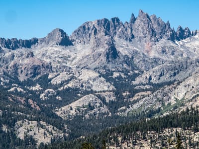 Eastern Sierra (South of  Mono Lake): Minarets Viewpoint