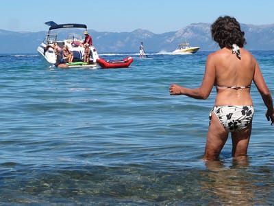 Lake Tahoe: Lolo approaching Calawee Cove for a Dip