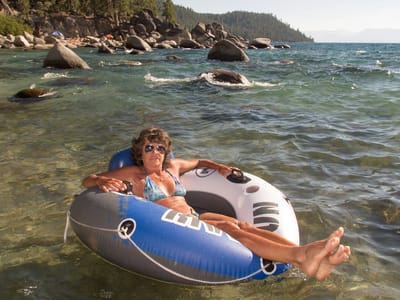Lake Tahoe: Lolo Tubing in Secret Cove