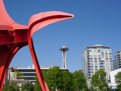 Seattle: Red Calder in Olympic Sculpture Park