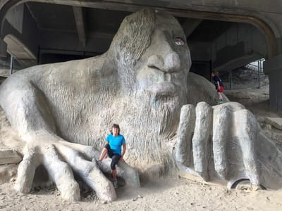 Seattle: Lolo with The Fremont Troll