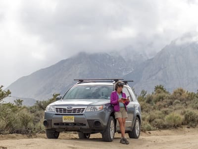 Eastern Sierra - South (Mammoth Lakes, Bishop, and Lone Pine): Lolo and Forrester in Buttermilks