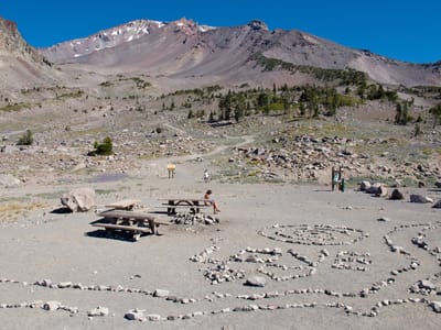 Lake Siskiyou Camp Resort: Lolo with Romantic Art Work
