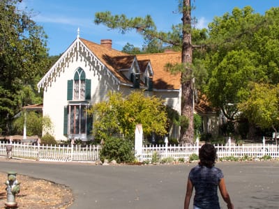 Sebastopol and Side Trips to San Francisco, Sonoma, Napa, and Marin Counties: Lolo Approaching Lachyrma Montis
